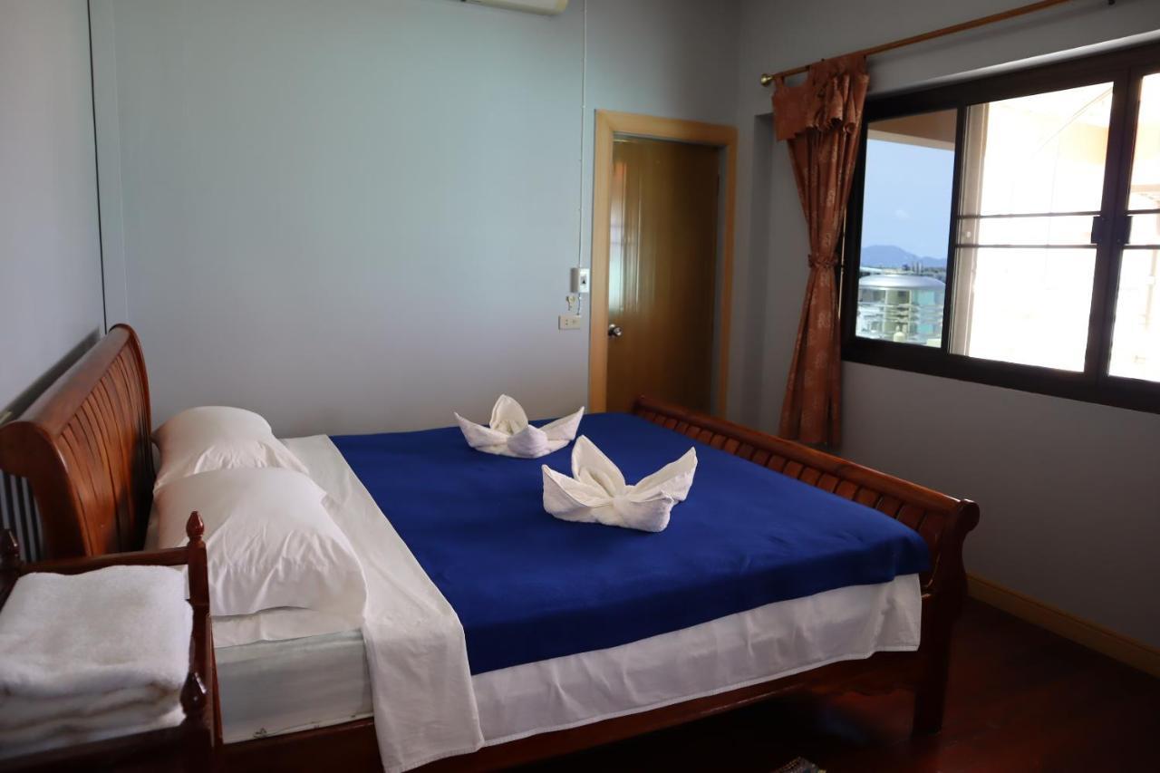 Ban Sulada Guest House Laem Ngop Buitenkant foto